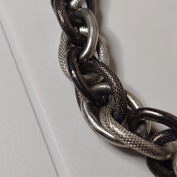 Black And Silver Tone Lightweight Large Link Chain Necklace - Picture 4 of 11